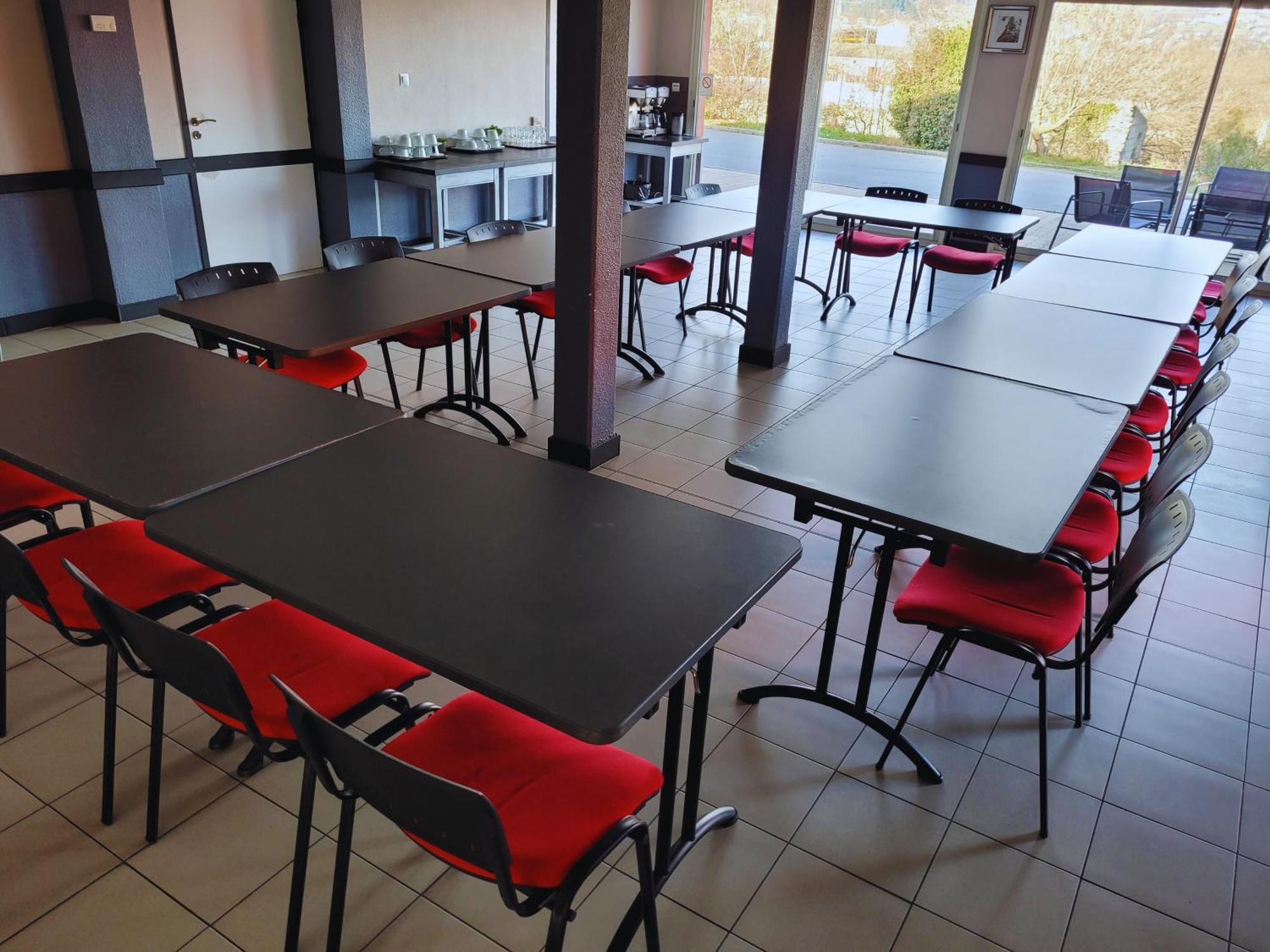 Hotel Restaurant Les Chataigniers Privas Luaran gambar
