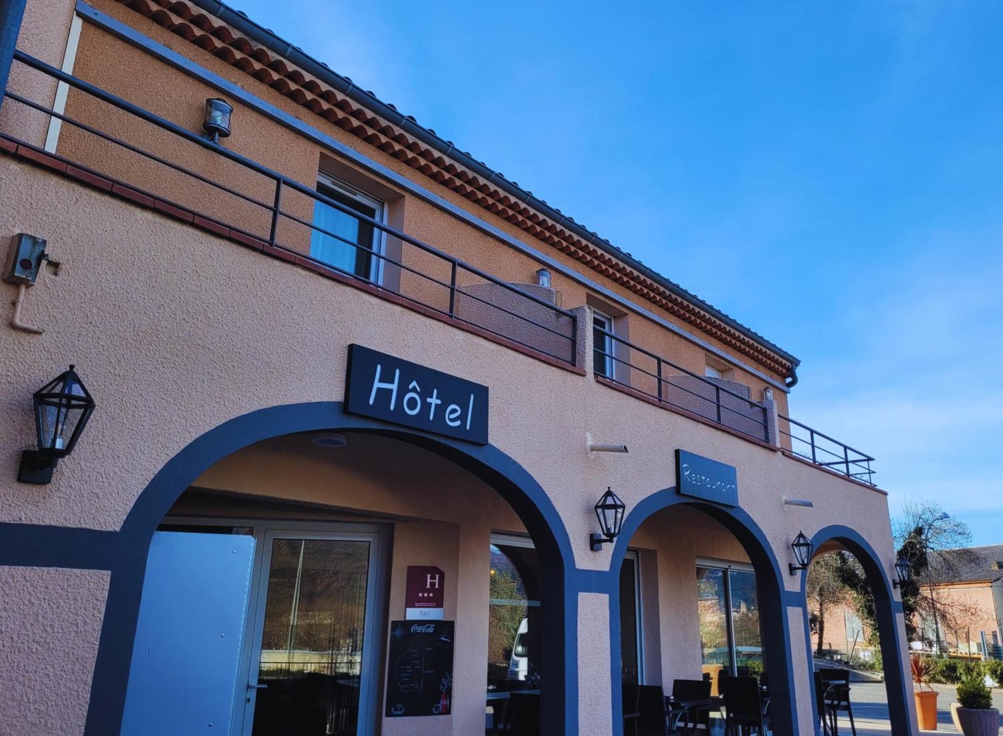 Hotel Restaurant Les Chataigniers Privas Luaran gambar