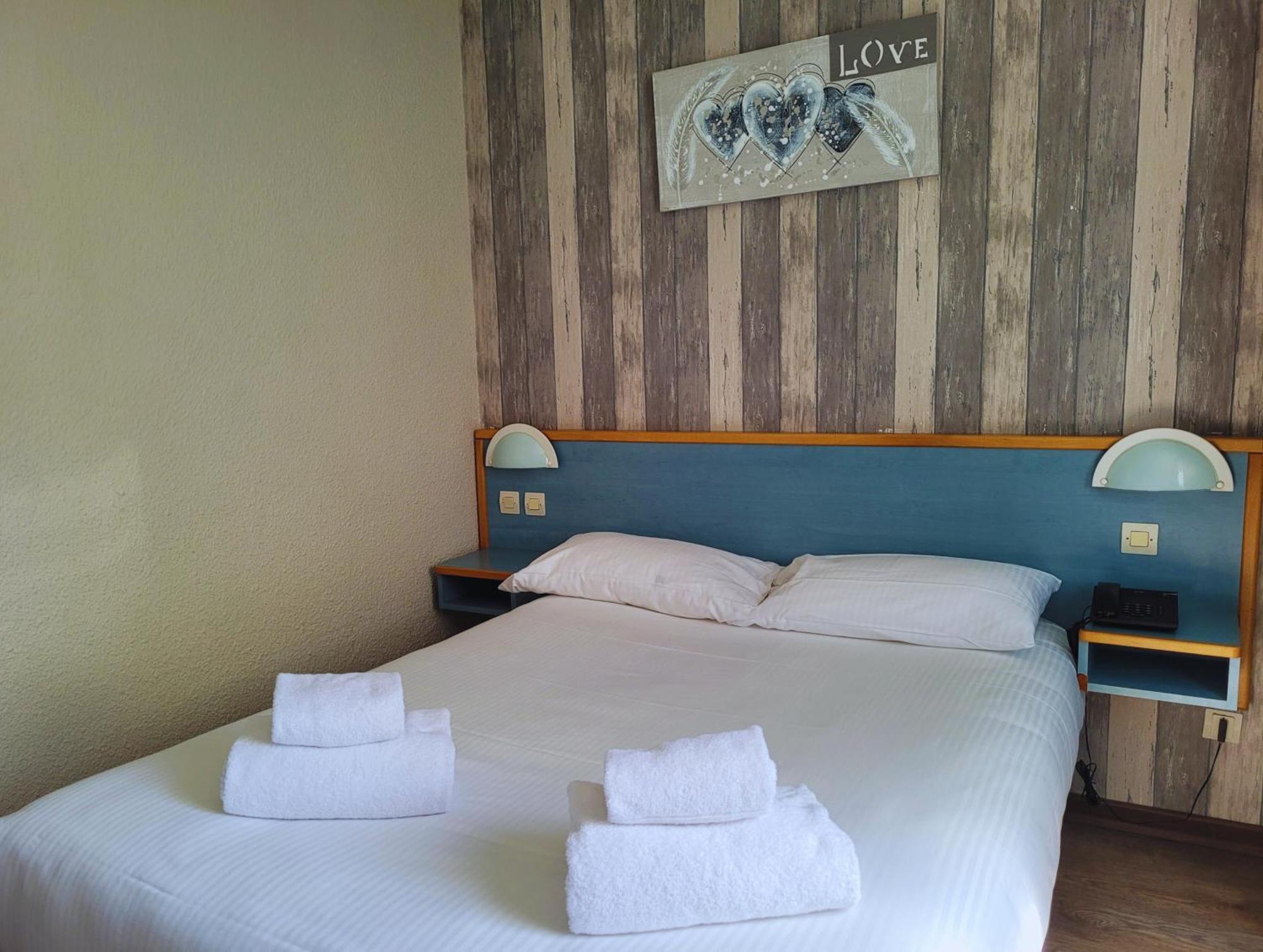 Hotel Restaurant Les Chataigniers Privas Bilik gambar