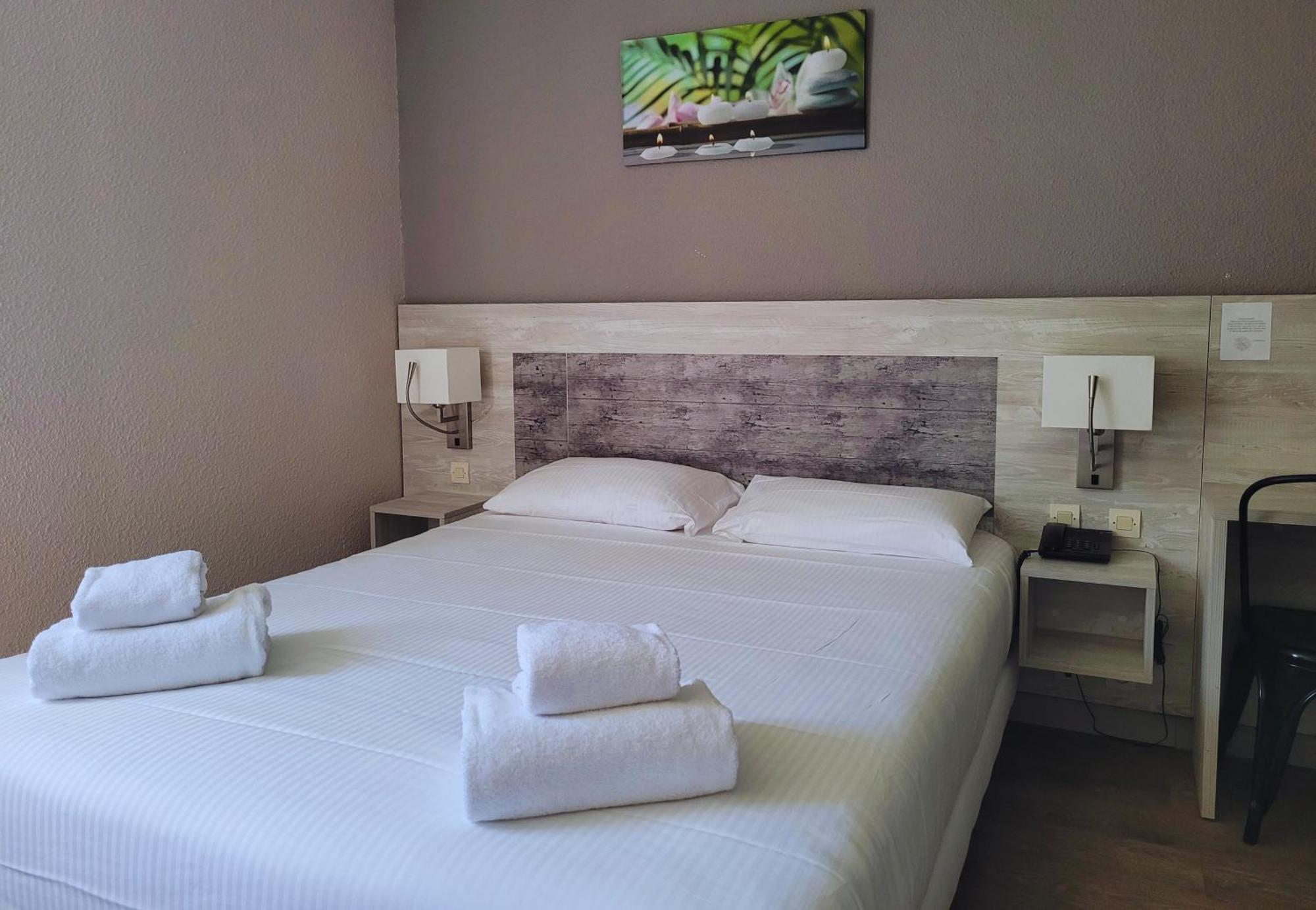 Hotel Restaurant Les Chataigniers Privas Bilik gambar
