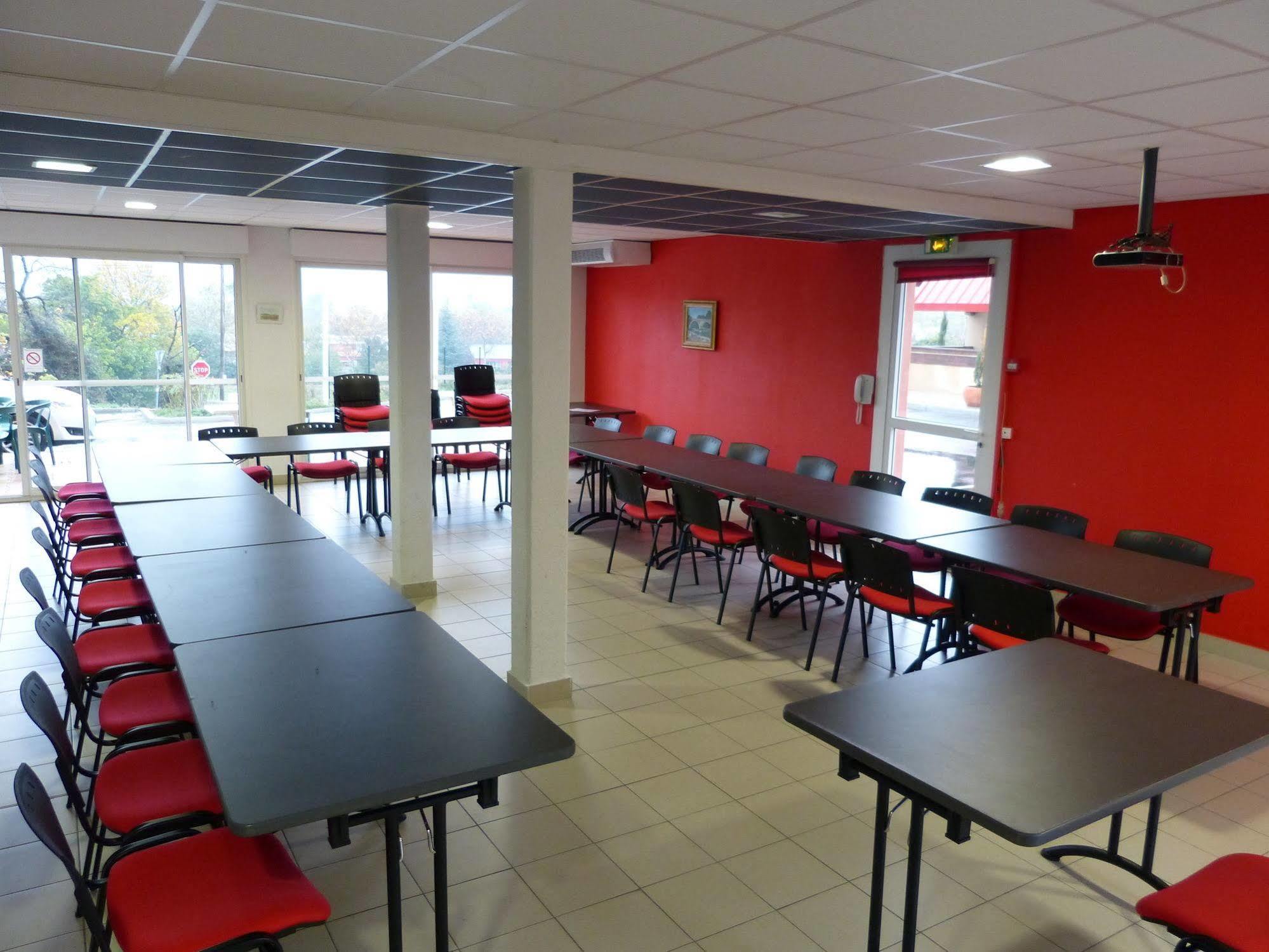 Hotel Restaurant Les Chataigniers Privas Luaran gambar
